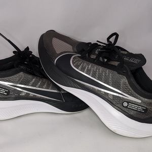 Nike Zoom Gravity